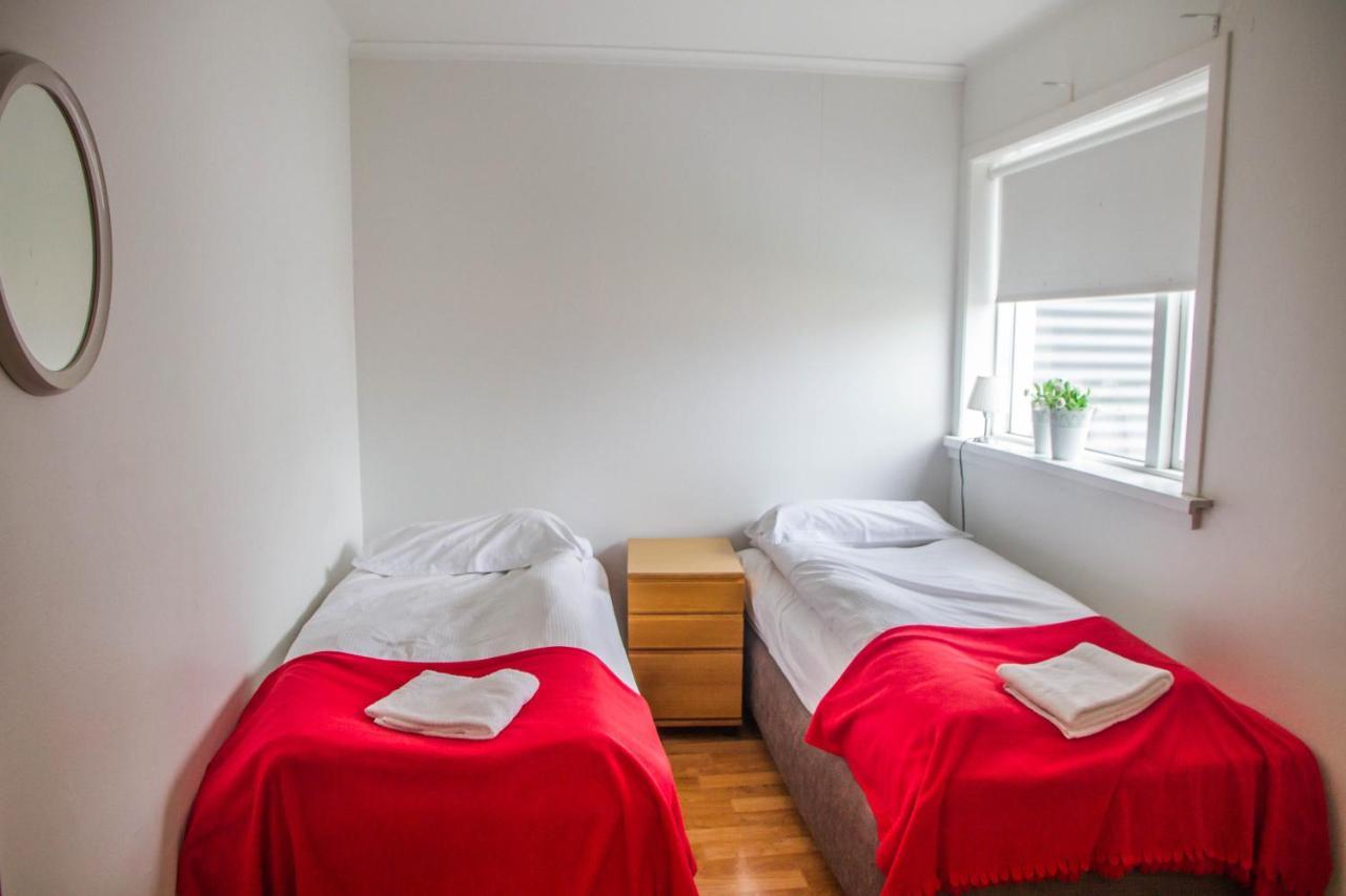 Guesthouse Sunnuholl ヴェストマン諸島 エクステリア 写真