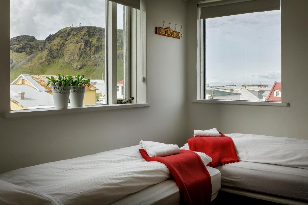 Guesthouse Sunnuholl ヴェストマン諸島 エクステリア 写真