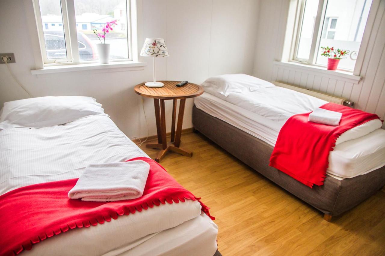 Guesthouse Sunnuholl ヴェストマン諸島 エクステリア 写真