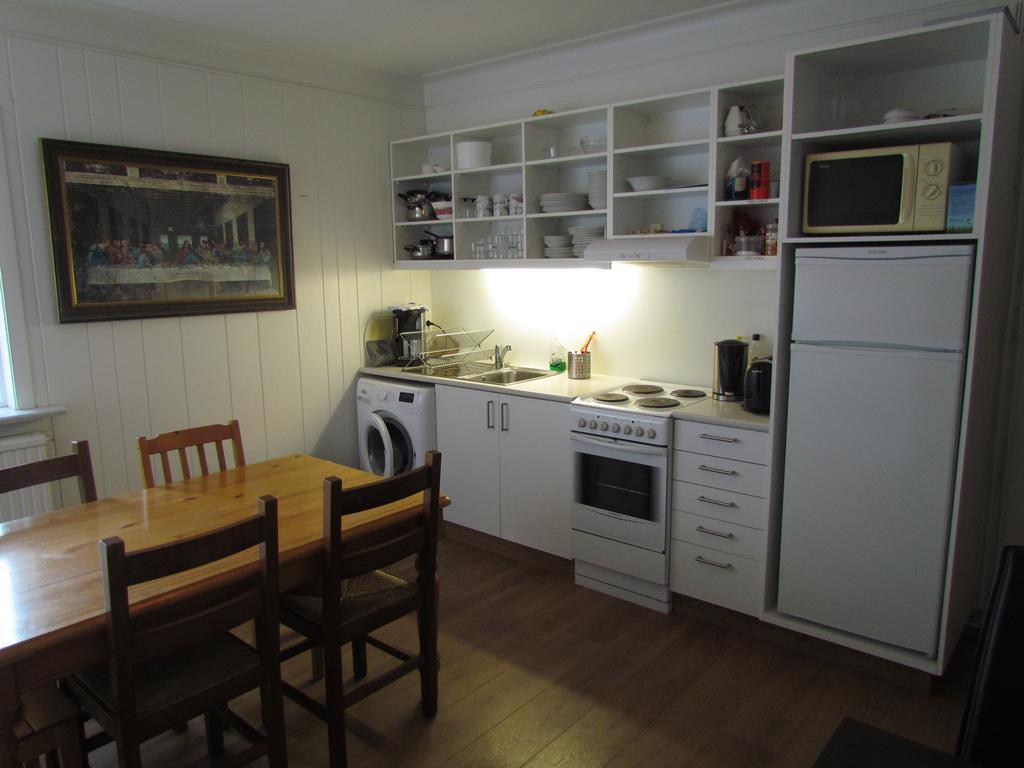 Guesthouse Sunnuholl ヴェストマン諸島 エクステリア 写真